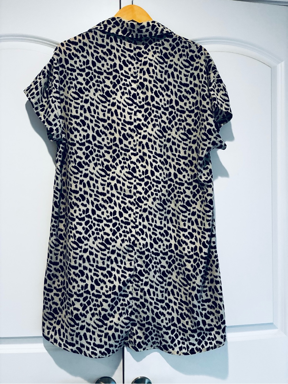 Umgee Black and Cream A Line Shift Dress - Animal Print Size M - Picture 2 of 7